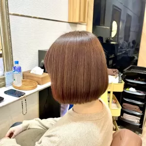 酸性ストレートで大人ボブスタイルにのサムネイル